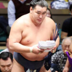 豊昇龍５連勝、取組前の鬼の形相やめた「緊張するよりも楽しもう」横綱初の勝ち越しへあと１勝
